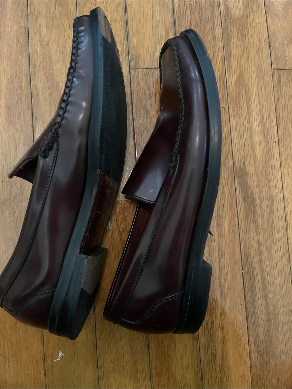 Evolucion Men’s Burgundy Leather Slip-On Loafers — Classic Dress Loafers